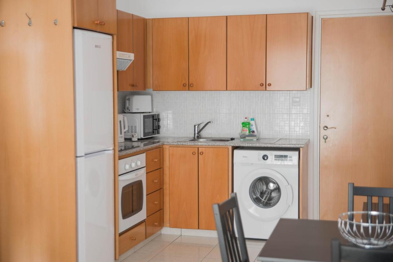 Renovated One Bedroom Apartment In Paphos With Pool Luaran gambar